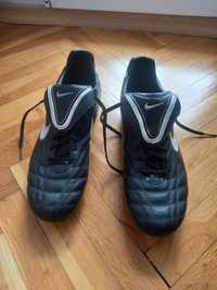 Футболни обувки Найк Темпо кожени
