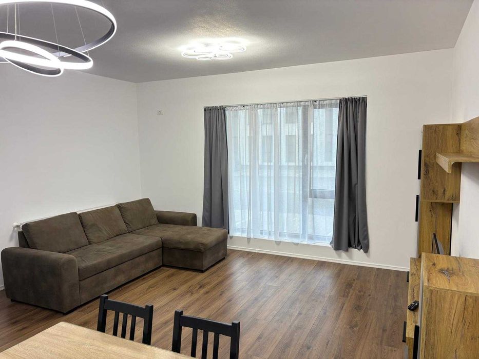 Ofer spre inchiriere apartament cu 2 camere