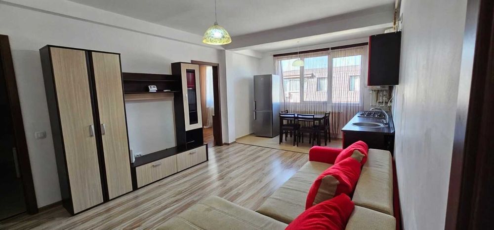 Apartament 3 camere de vânzare, Drm. Fermei