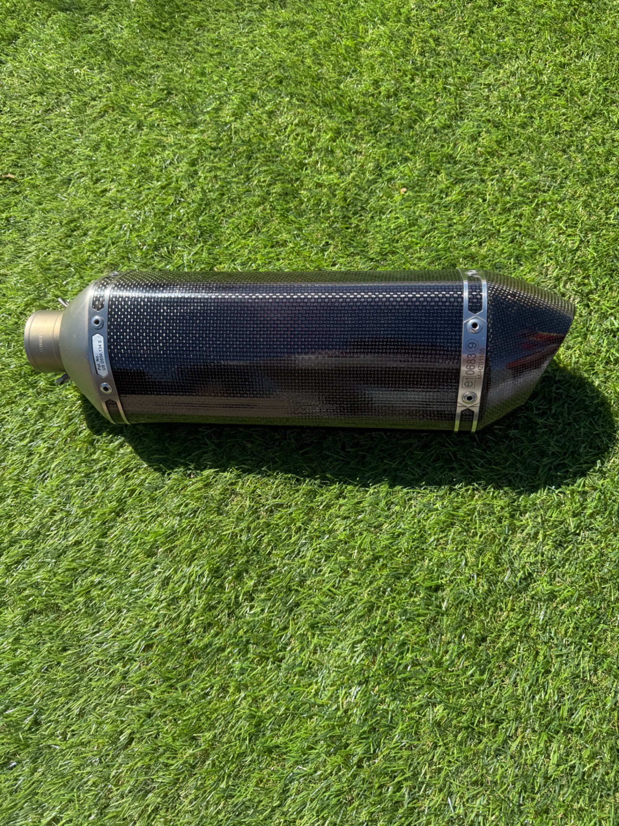 Ауспух Akrapovic