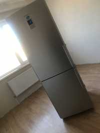 Холодильник “Samsung”