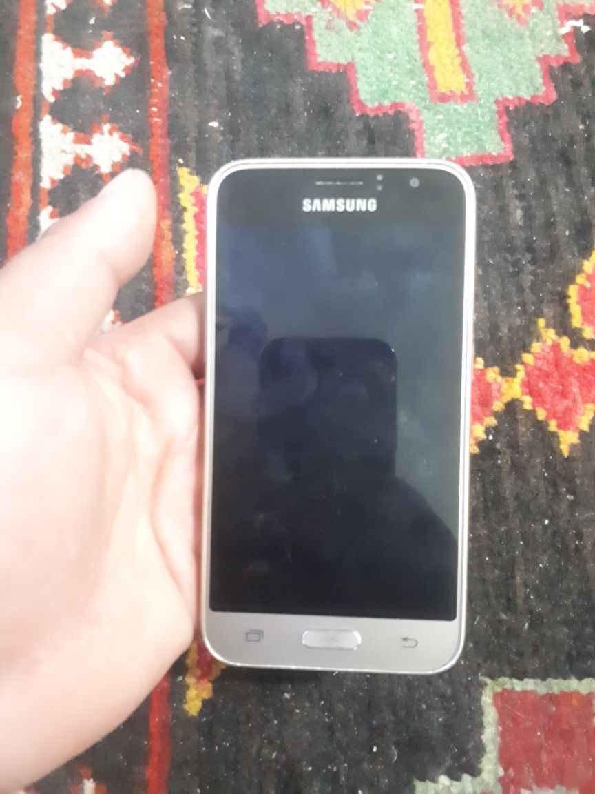 Samsung Galaxy J1(2016)