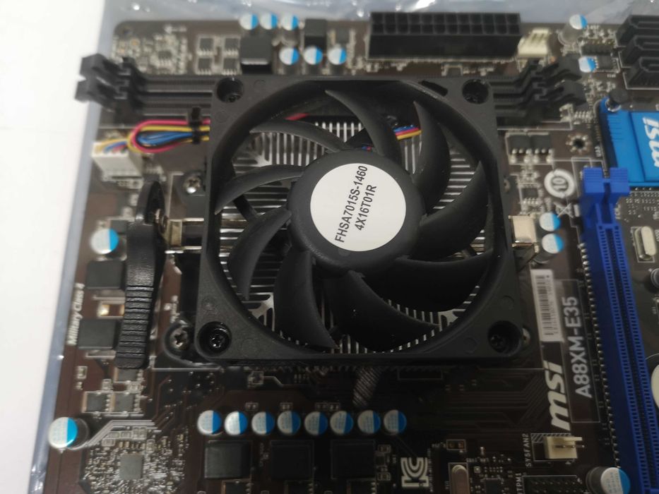 Дънна платка - MSI A88XM-E35