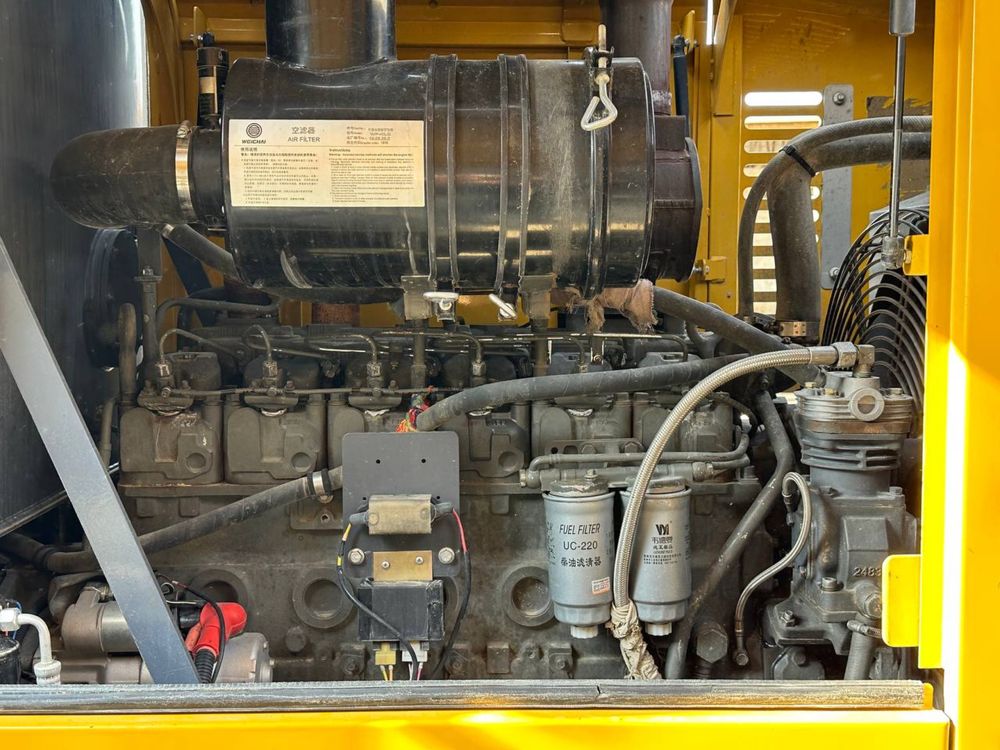 Погрузчик LW 300