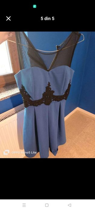 Vând rochițe de ocazie