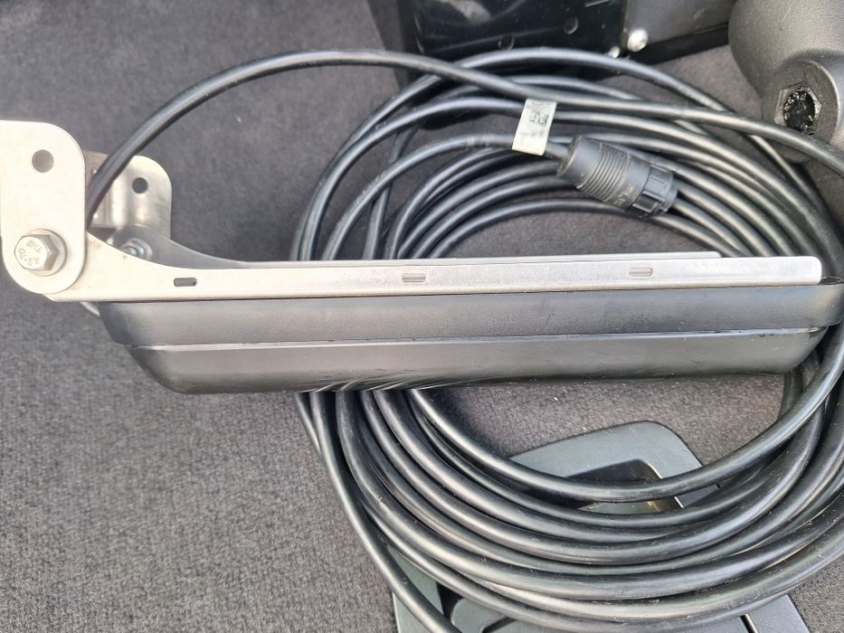 Sonar pescuit Simrad 12 NSS EVO 3S  sonda Lowrance 3in1