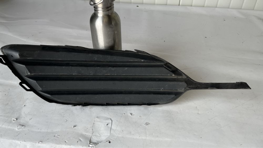 Десен панел за предна броня Opel Zafira 2005-2014