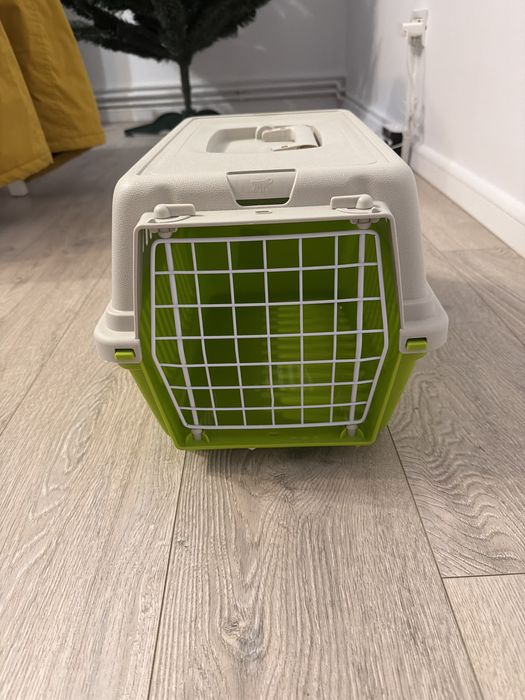 Vand cusca transport pisici