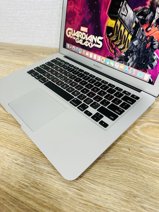 Недорого Macbook в идеальном состоянии