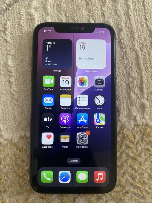 продам айфон 11 64гб