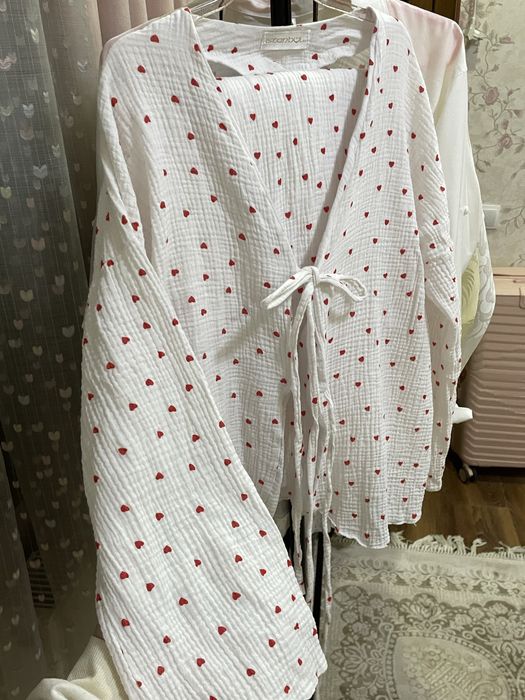 Нежная кофта с юбкой