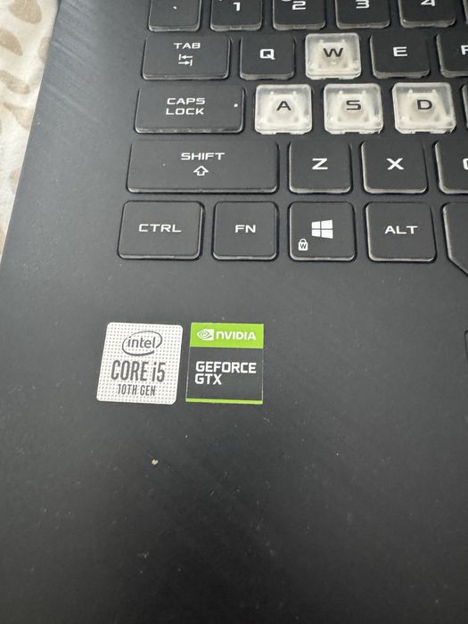 Laptop Gaming ASUS ROG Strix G512LI