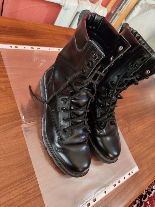 Военные черные берцы