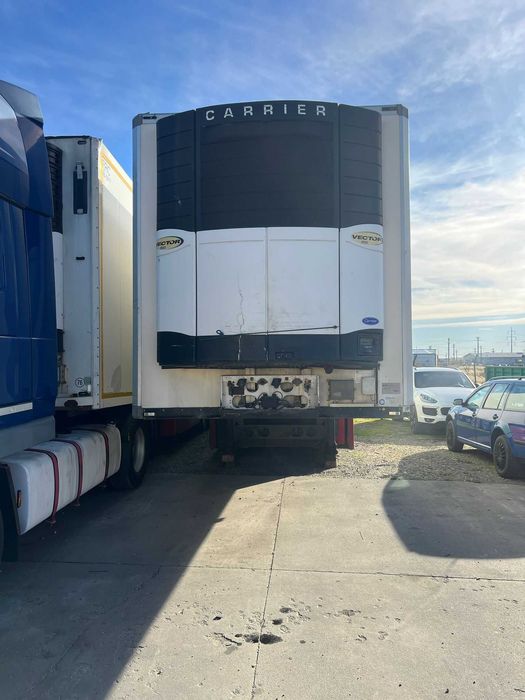 Semiremorca Krone - Carrier Vector 1800