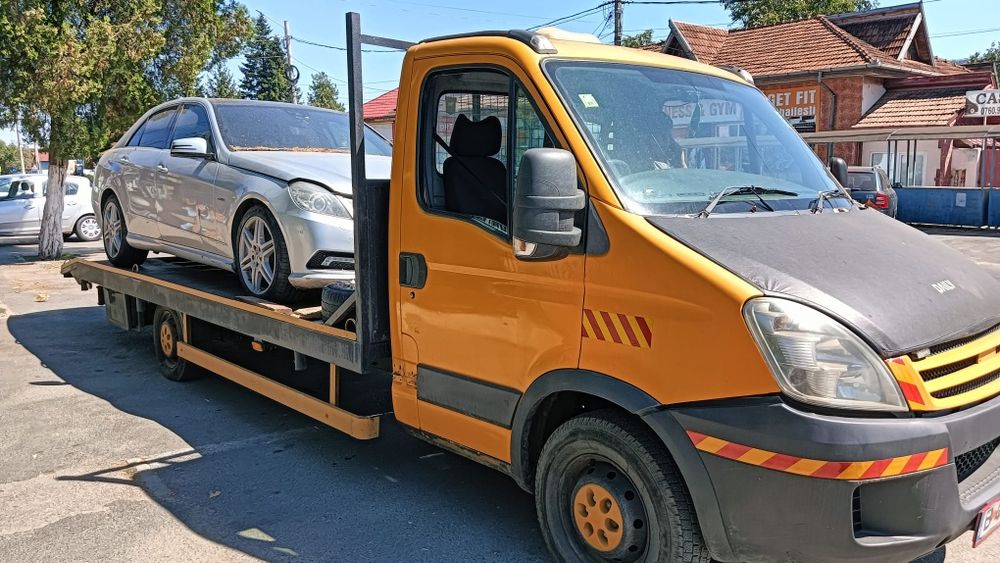 Tractări auto București