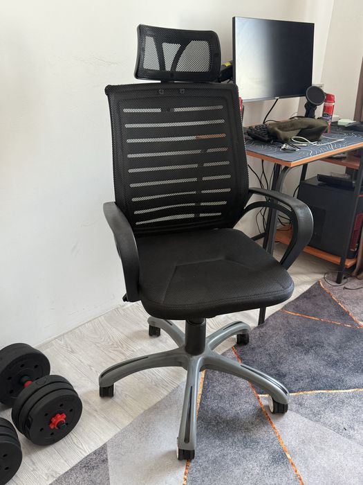 Кресло для компьютера оффисный