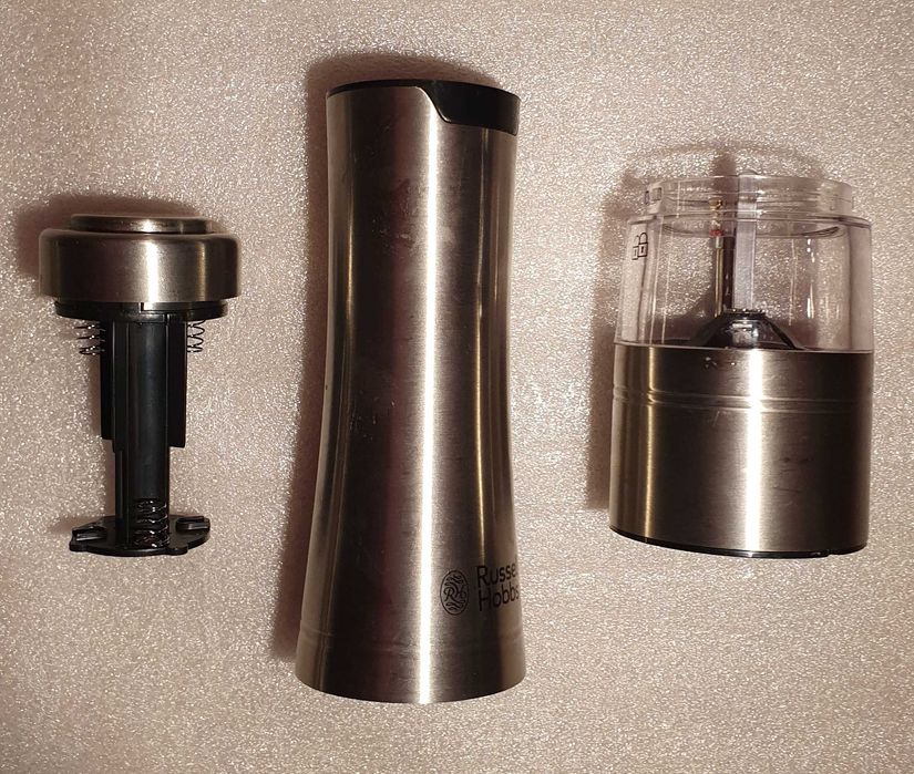 3 eлектрически мелнички за попдправки Russell Hobbs + 1 подарък