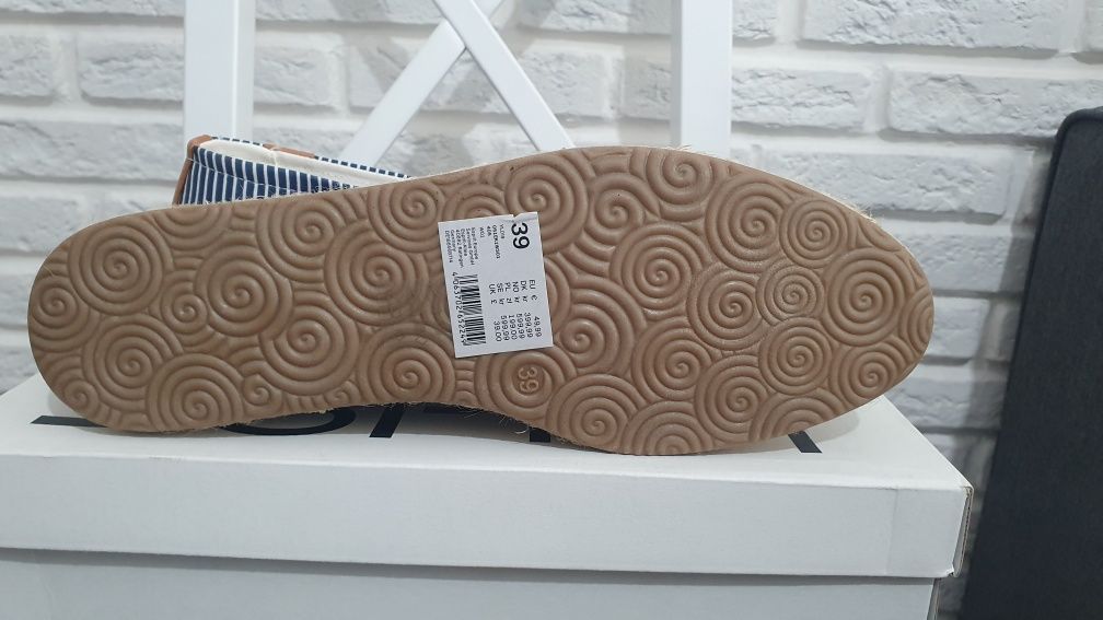 Еспадрили Esprit