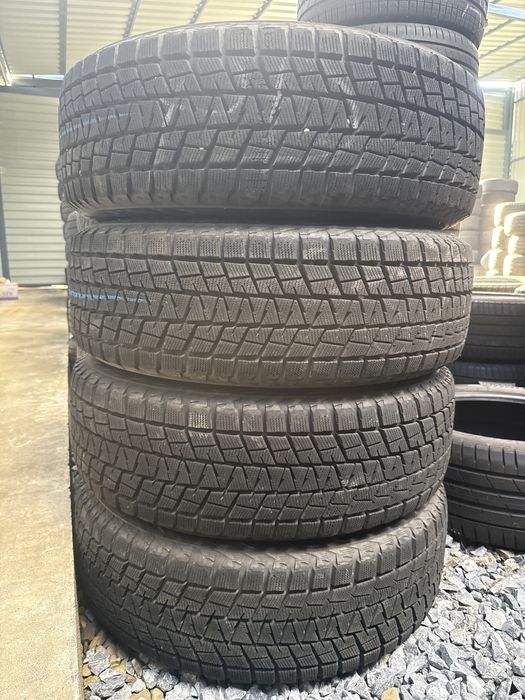 Anvelope de iarna Bridgestone 235/65 R18