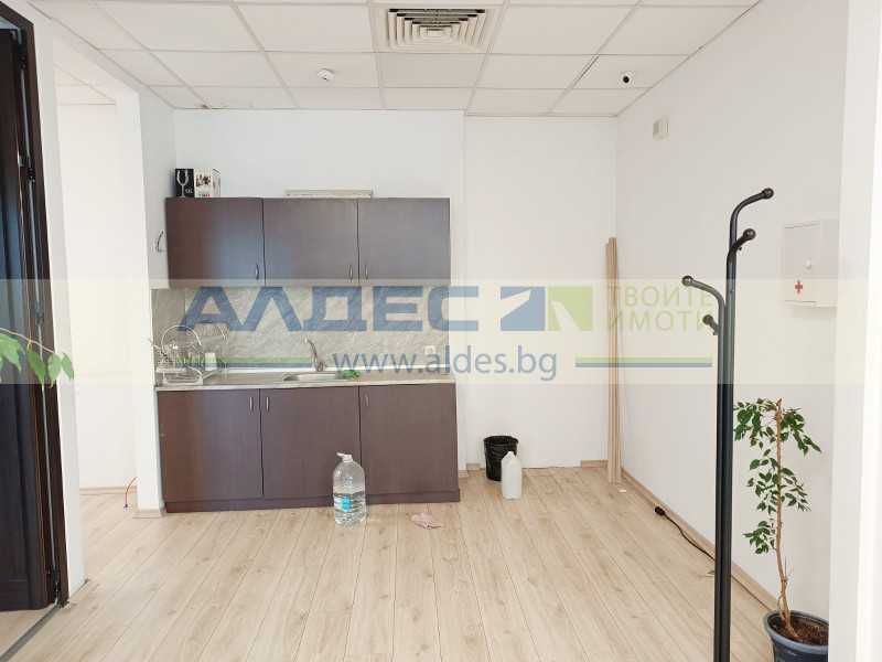Дава се под наем Офис в София, Полигона - 222 кв.м за 1700 € - Снимка #10