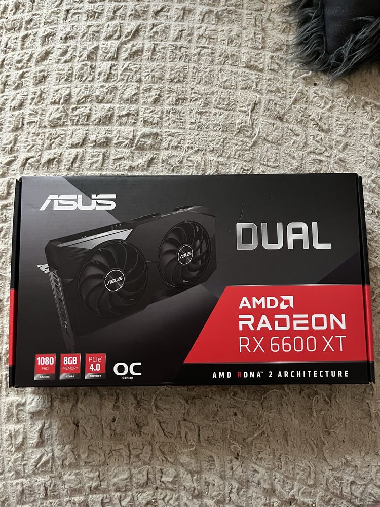 Asus Dual AMD Radeon RX6600 XT OC 8GB Гейминг Видеокарта