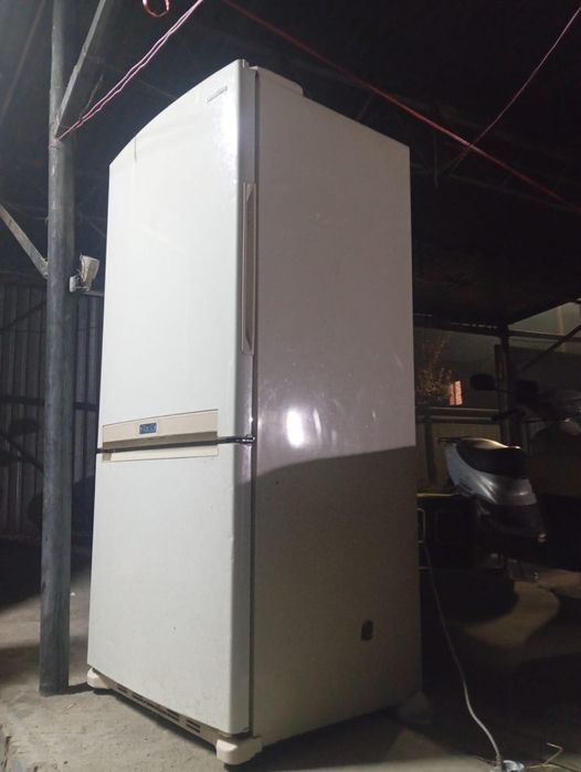 Холодильник  Samsung RL62