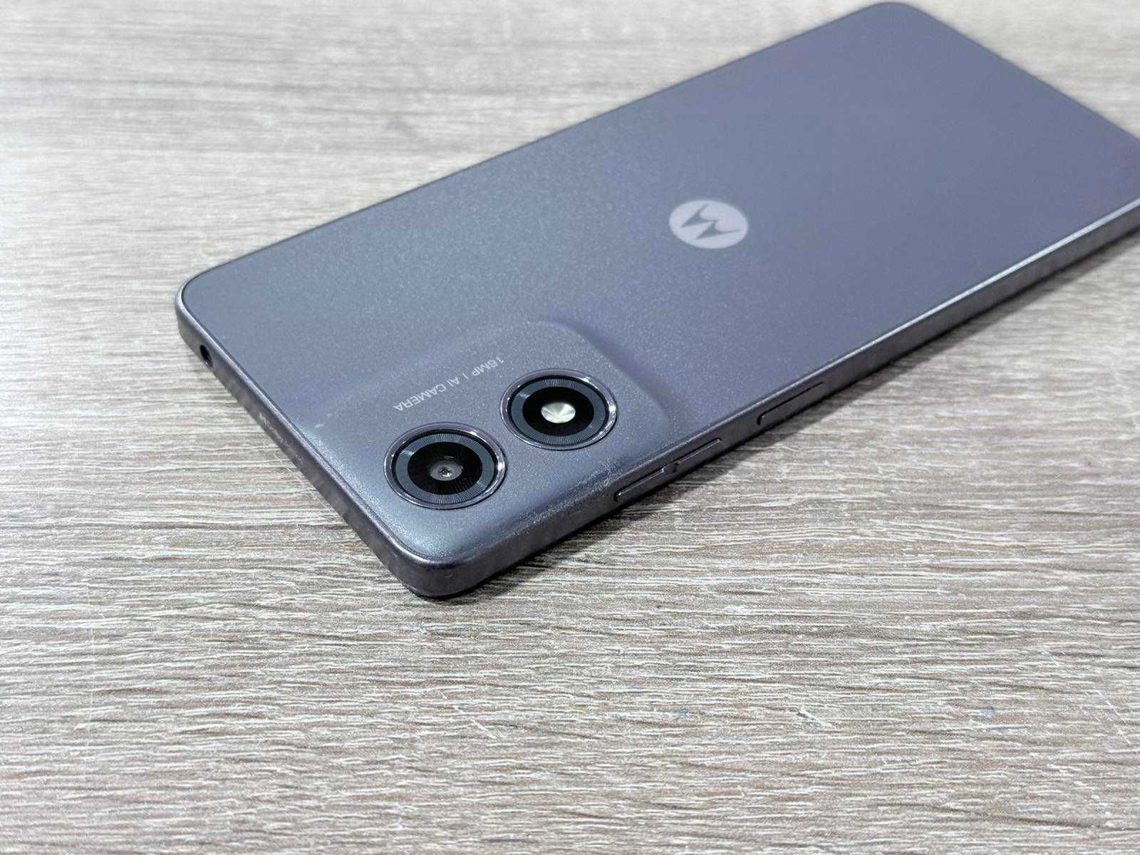 Продавам Motorola G04