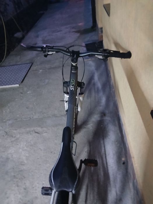 Vând bicicleta rockrider st 520 1500 lei