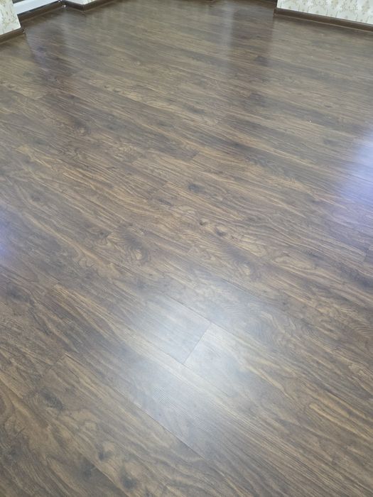 Ламинат БУ 50 – 60 кв. м.