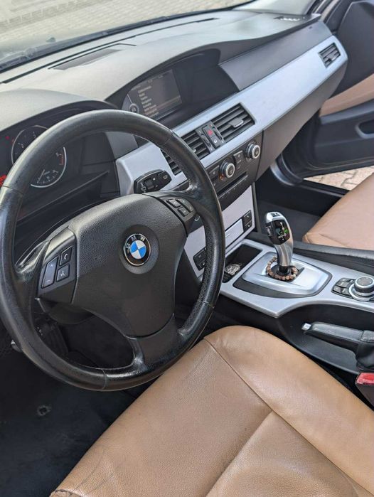 BMW E60 2009 3000d