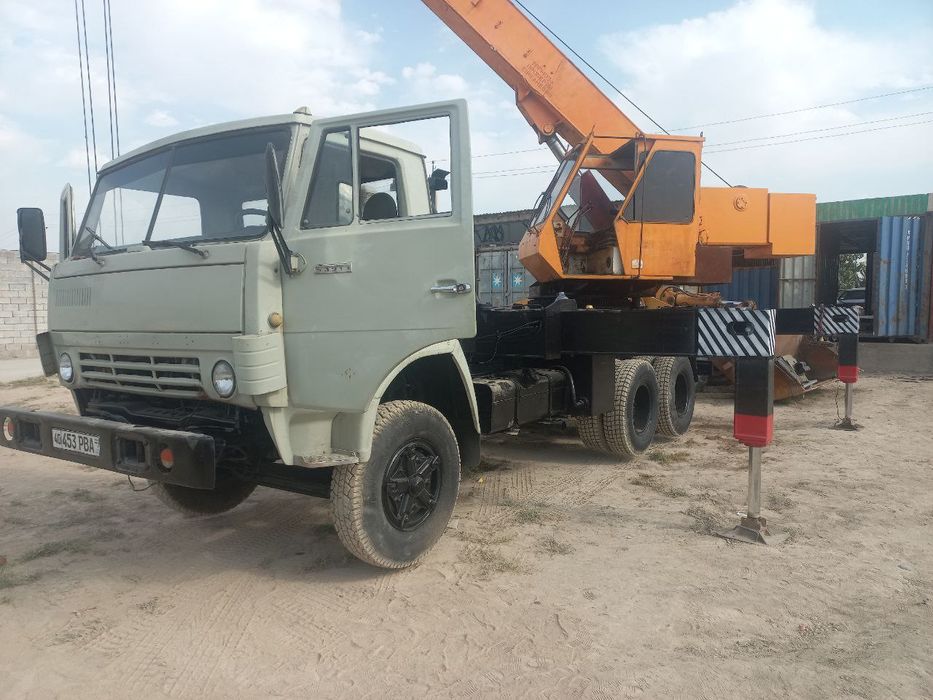 Авто кран 1995 йил
