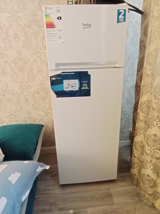Срочно Продам новый холодильник фирмы Беко