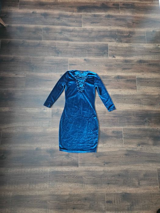 Рокля от кадифе(xs-s)