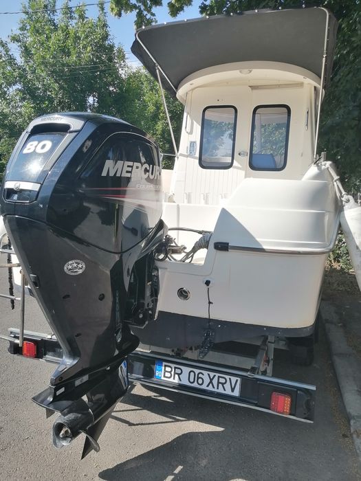 Barca quicksilver pilothouse