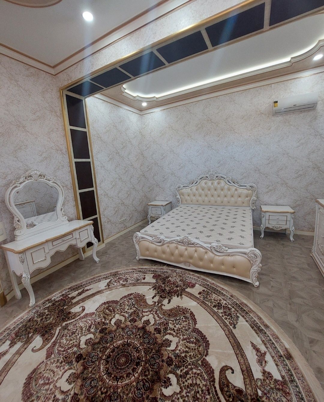 Продаётся евродом премиум класса с мебелью и техникой в Дурмени.