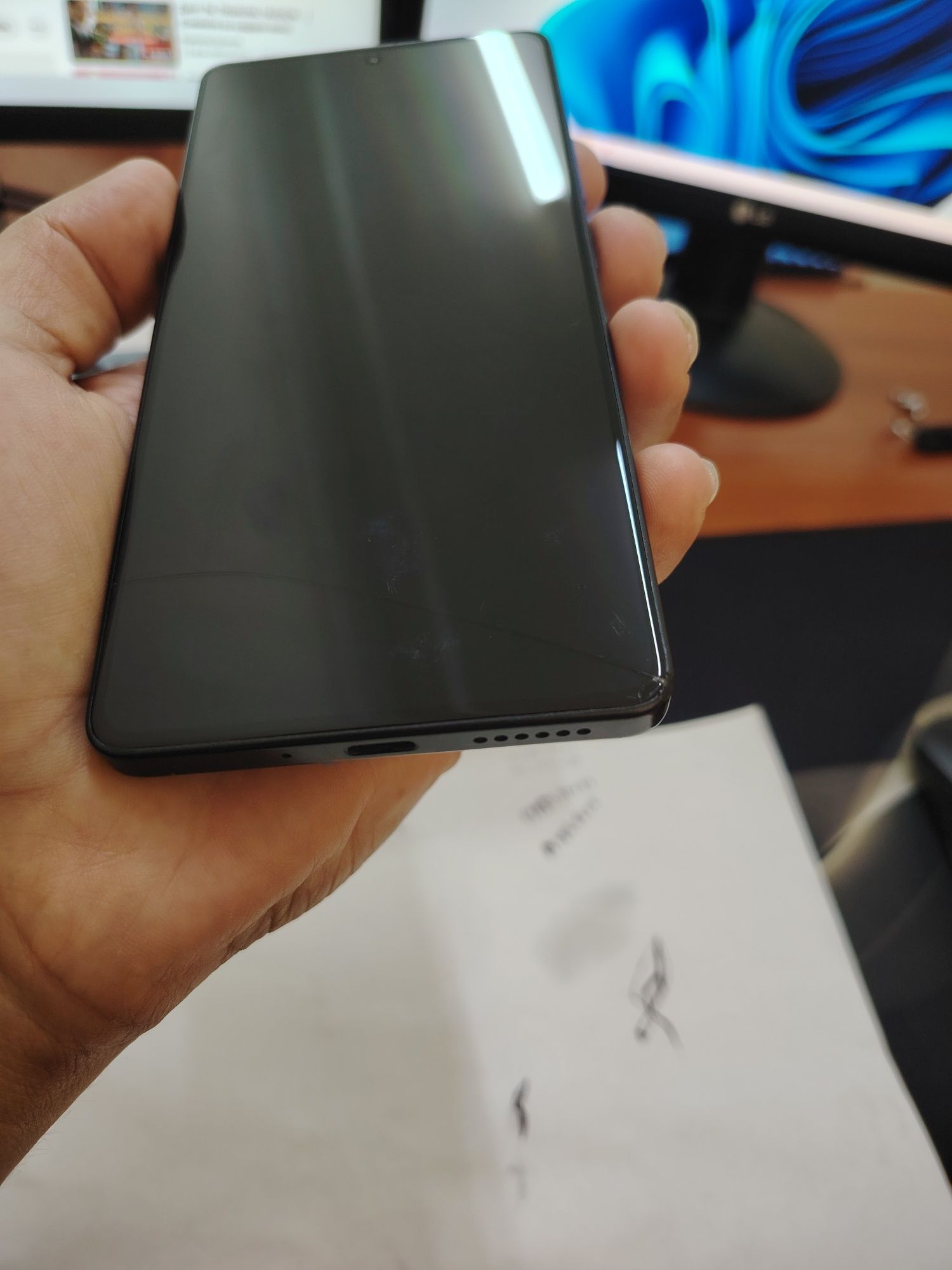 Redmi note 13pro 12/128gb(2025)ideal ochilmagan usta kurmagan aybi yuq