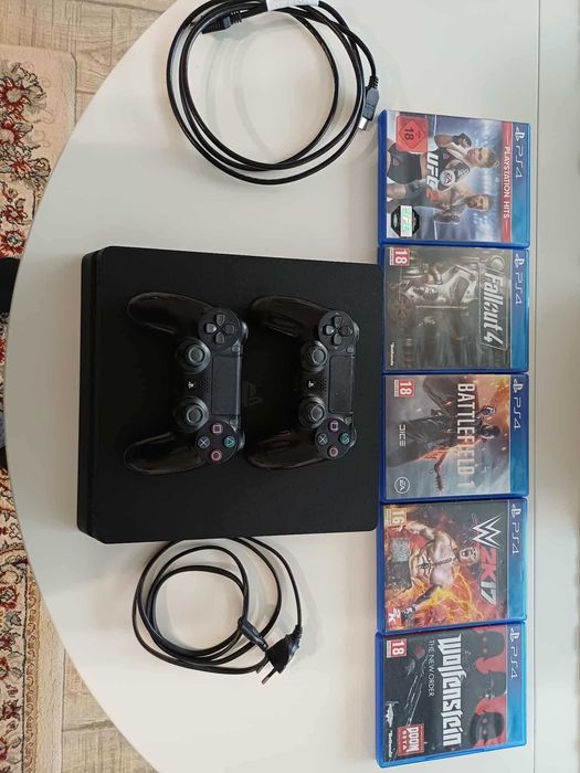 Vand consola Ps4 Slim 1 TB
