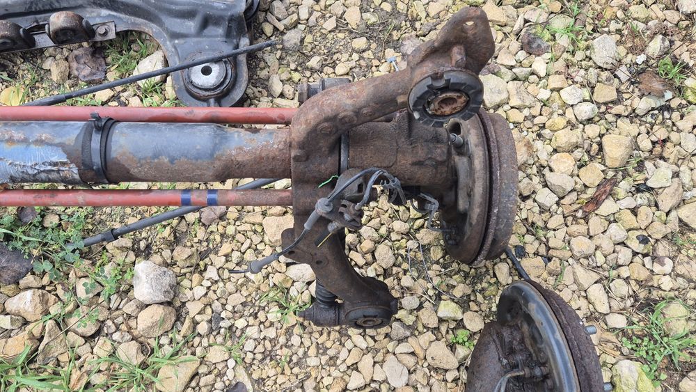 Заден мост / Торсион за Пежо 206,Партнер 98 -2006