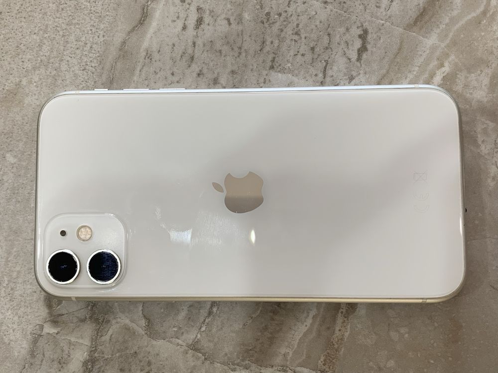 Iphone 11 piese.
