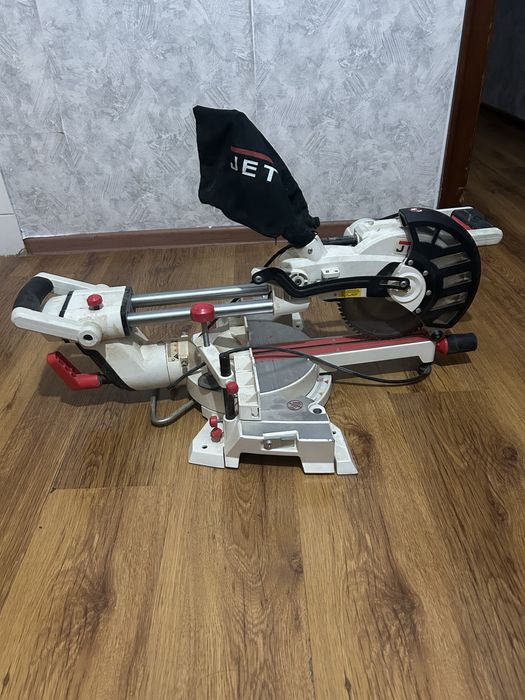 Торцевая пила углорез