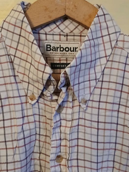Мъжко яке и риза Barbour.