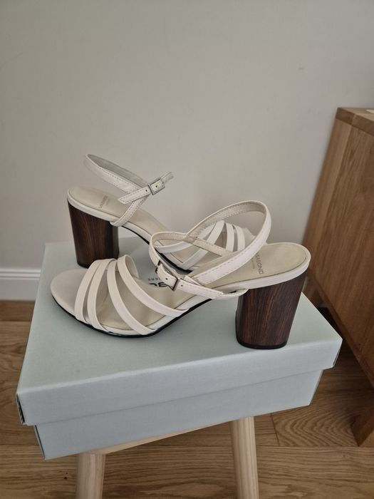 Sandale cu toc, 38 Vagabond piele naturala, noi