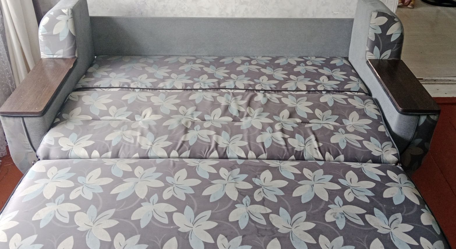 Продам диван, минидиван и кресло