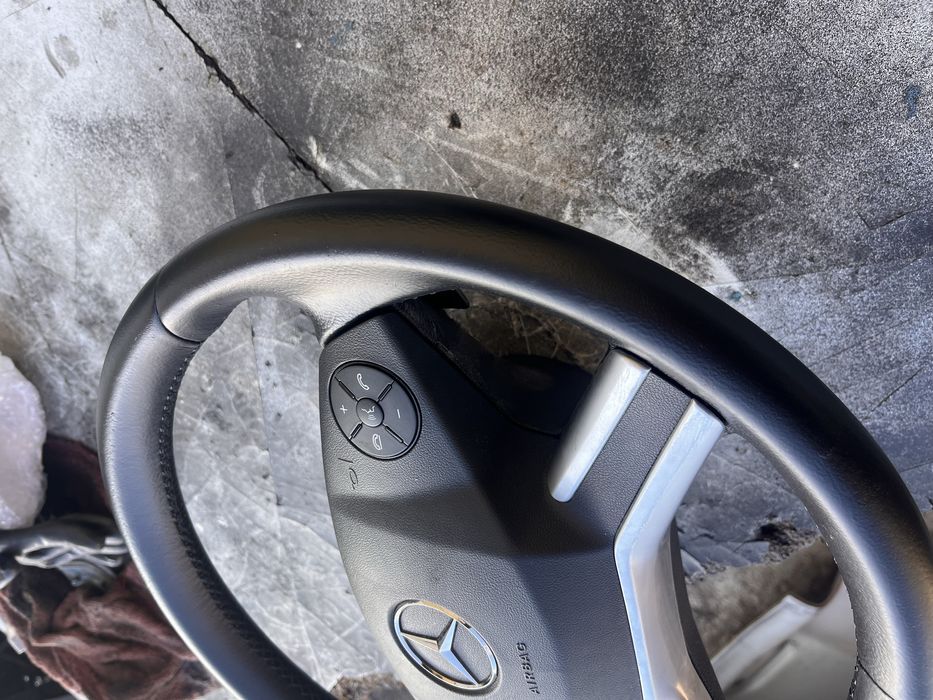 Волан Мерцедес ML W164 фейслифт с airbag / Facelift