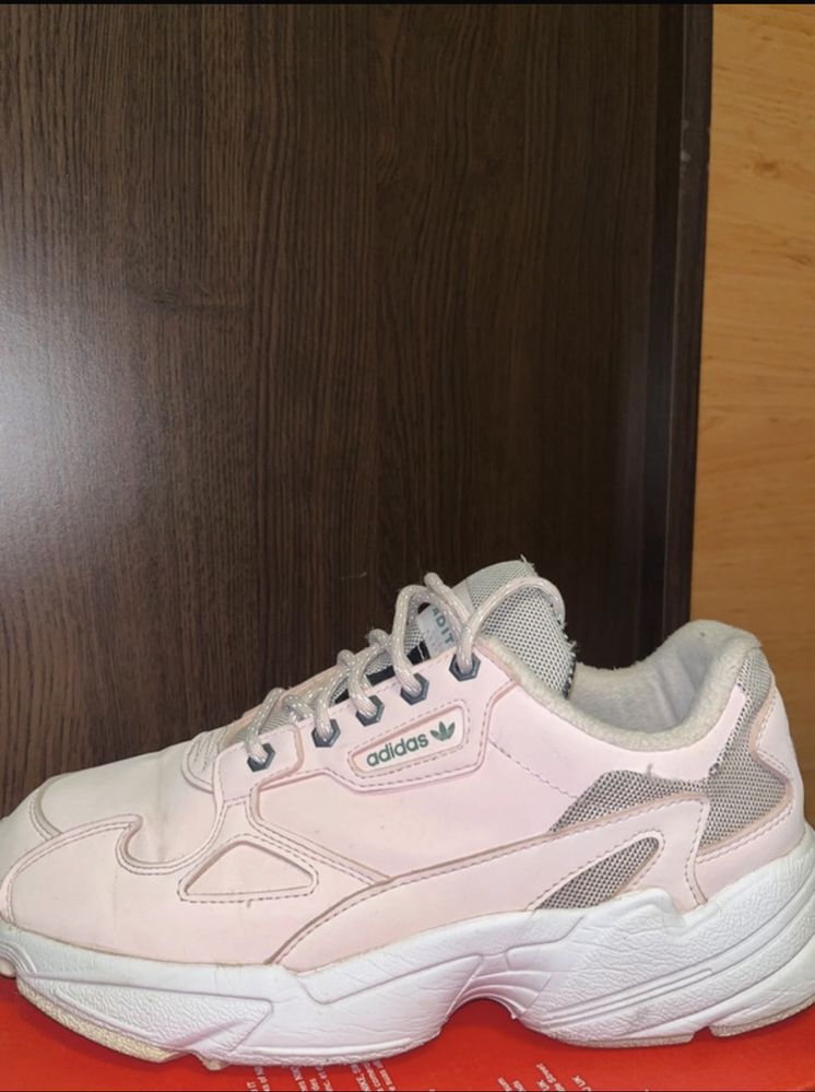 Adidasi Adidas Falcon