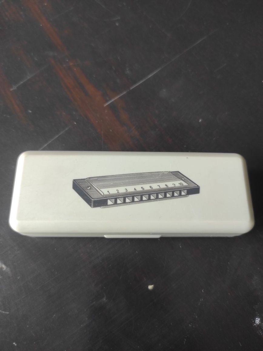 Старинни хармоники Hohner