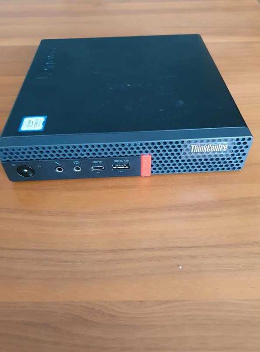 мини компютър Lenovo ThinkCentre M920q