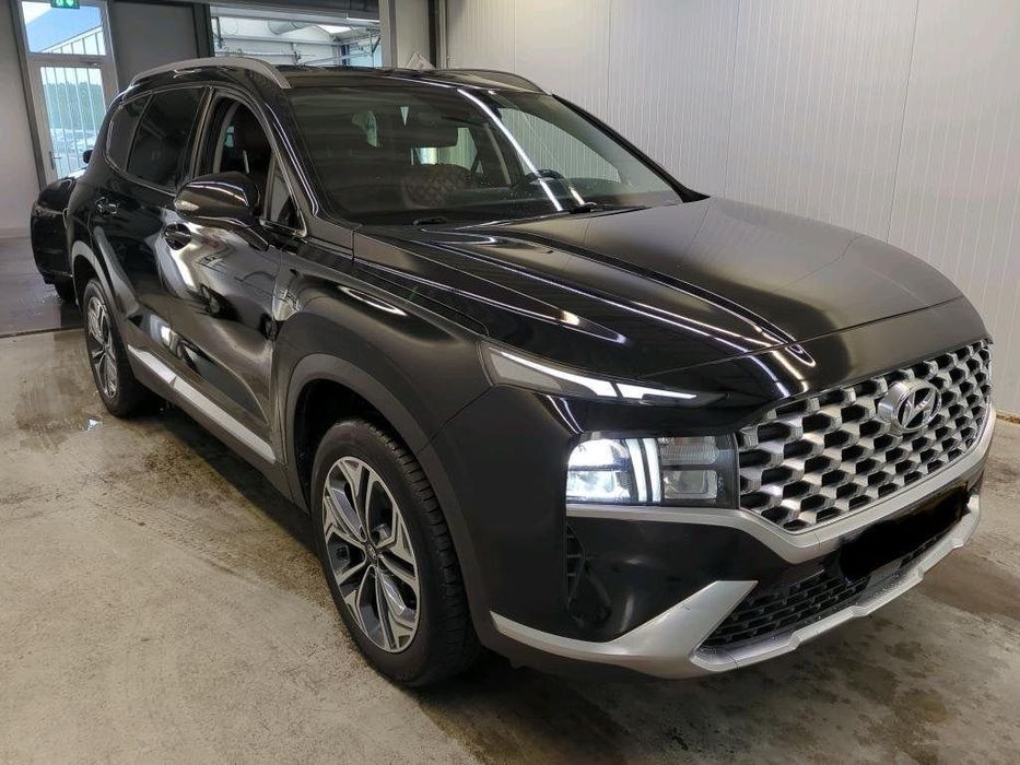 Hyundai Santa Fe HYUNDAI SantaFe 1.6 T-GDI Hibrid /7 locuri/Full Led/Automat /2022