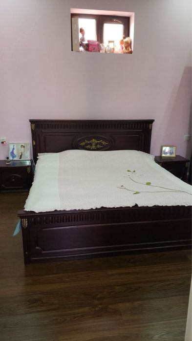 Диван факат узи