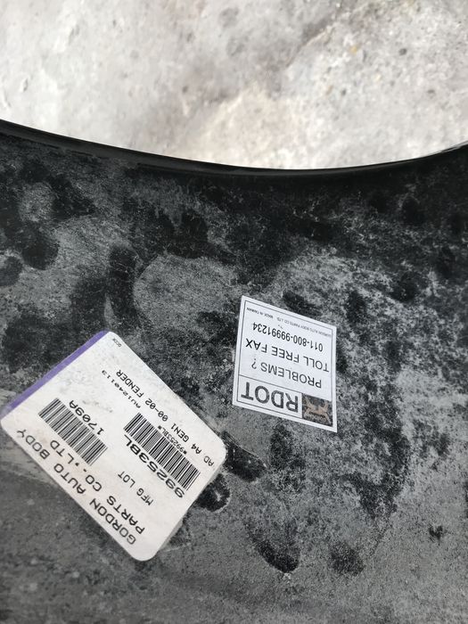 Aripa stanga audi a4 an 1996/2001